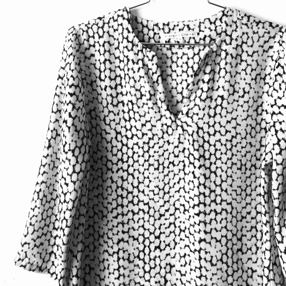 🎉 Final Price Violet + Claire blouse C19